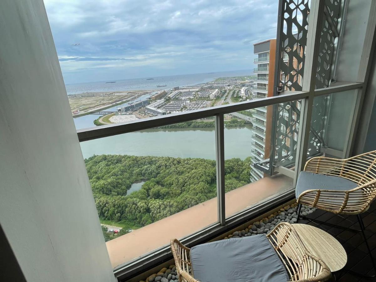 Gold Coast Apartemen Pik By Dluxx Yakarta Exterior foto