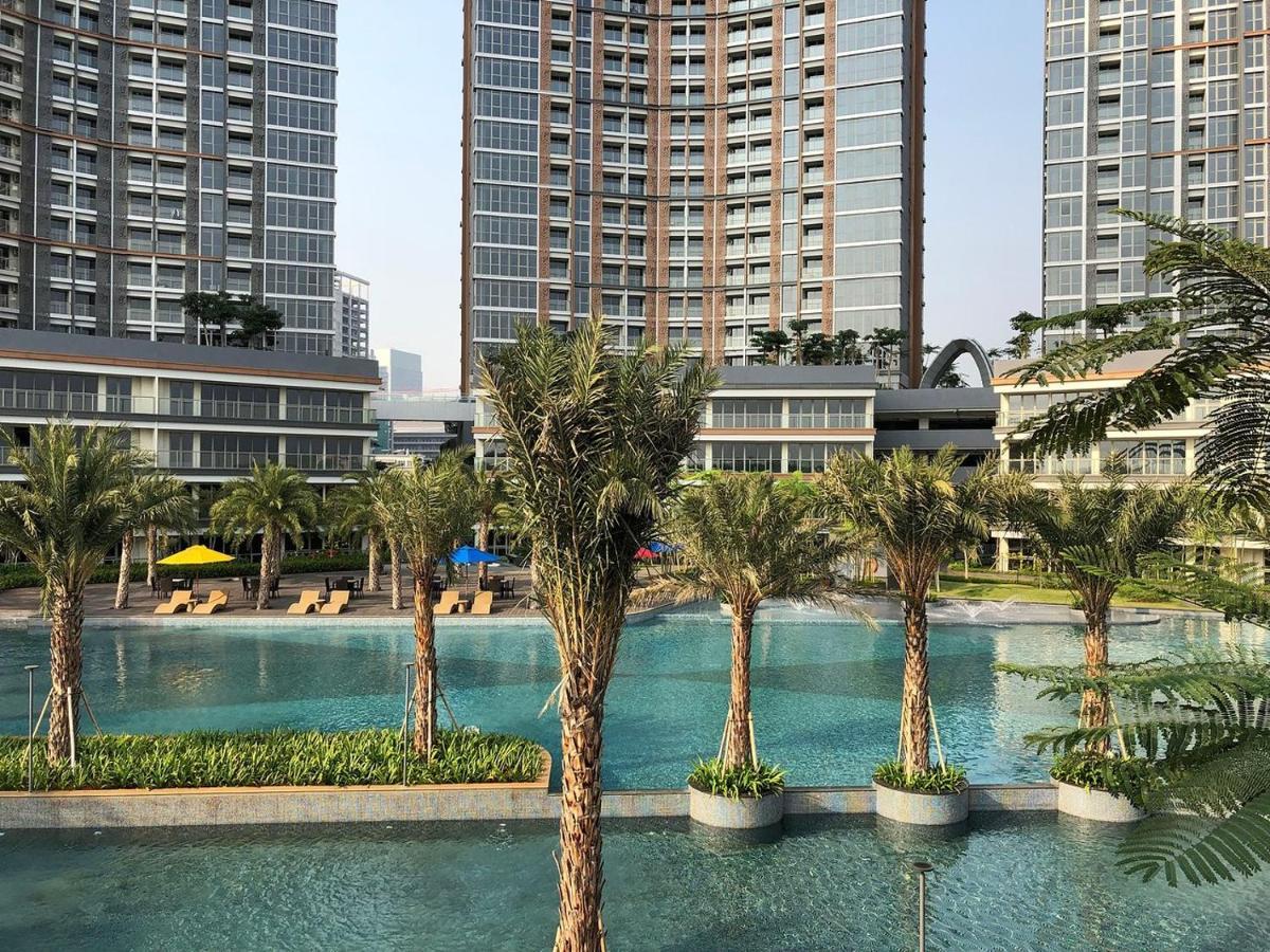 Gold Coast Apartemen Pik By Dluxx Yakarta Exterior foto