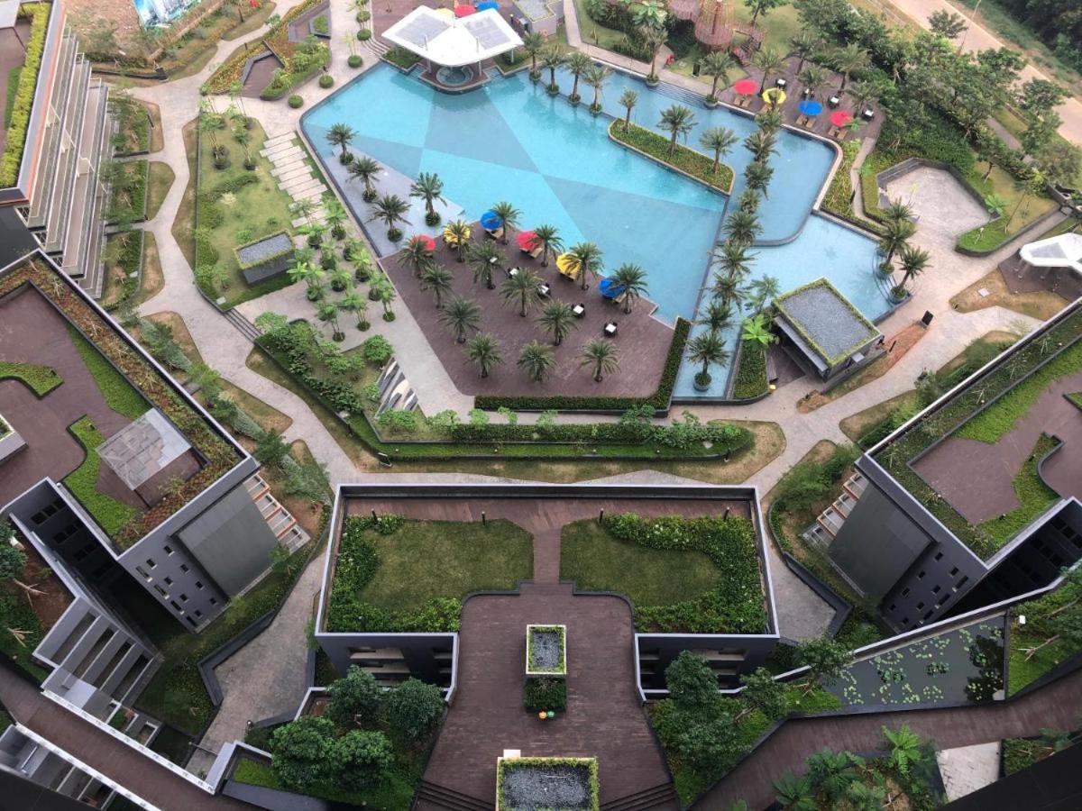 Gold Coast Apartemen Pik By Dluxx Yakarta Exterior foto