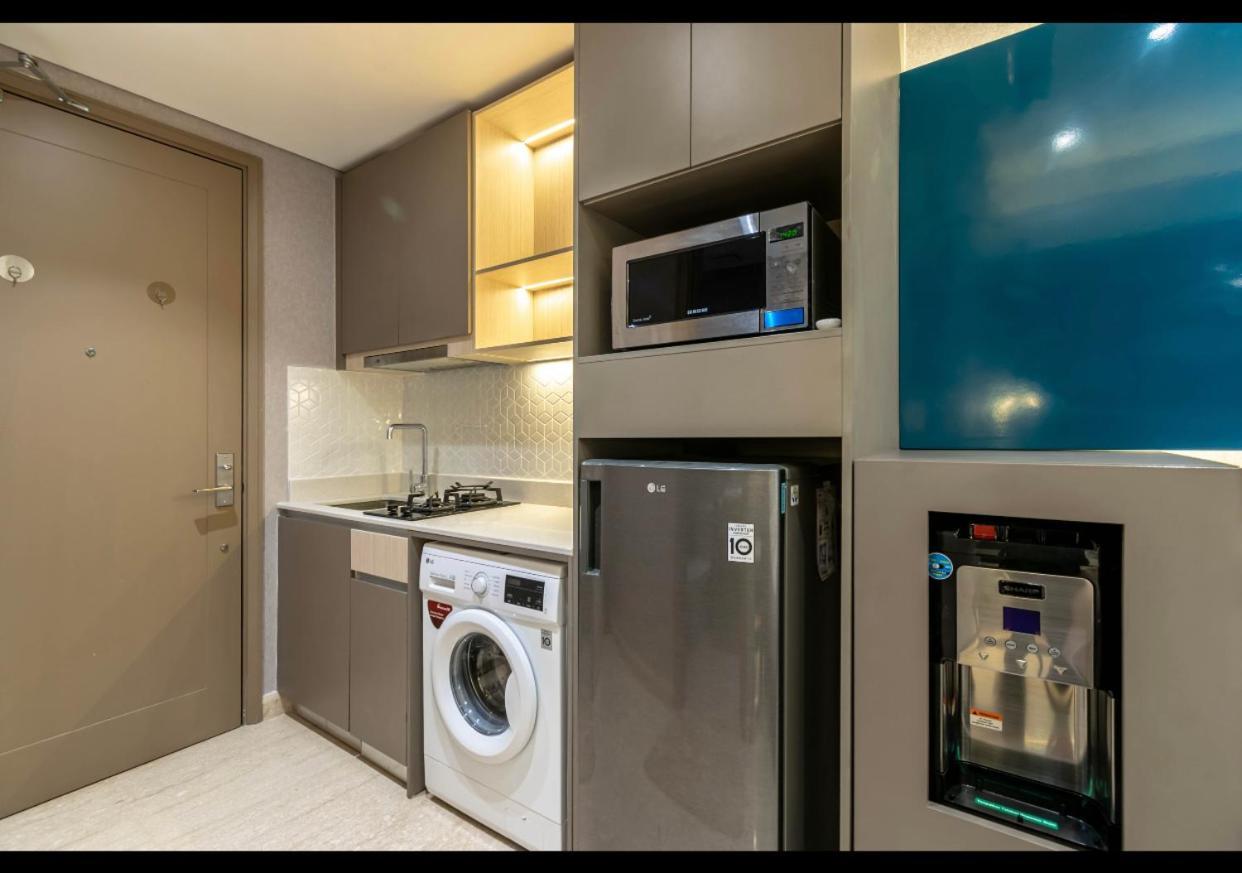 Gold Coast Apartemen Pik By Dluxx Yakarta Exterior foto