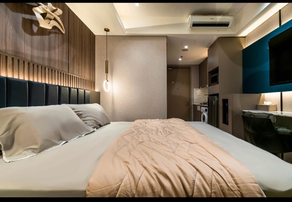 Gold Coast Apartemen Pik By Dluxx Yakarta Exterior foto